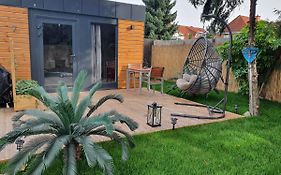 Lane Tiny Homes, Nahe Hannover Messe